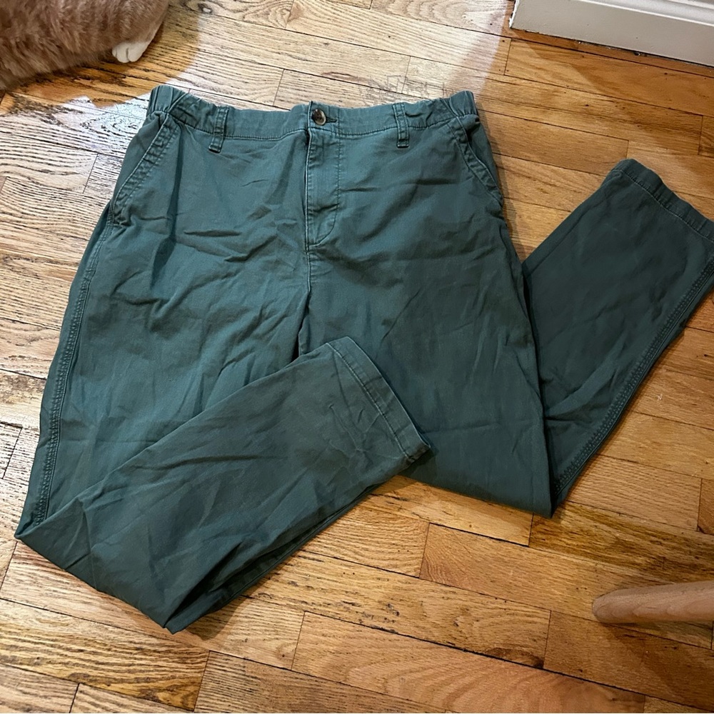 Cropped Ankle Elastic Waist Pant